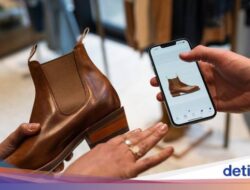 Pembuat Sandalku Di Australia Ganti Mesin Tradisional Ke iPhone