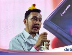 Galaxy Z Flip7 Direkomendasikan Agung Karmalogy Untuk Bunda-Bunda, Ini Alasannya!