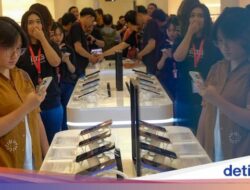 10 Model iPhone yang Punya Baterai Paling Awet Hingga 2025