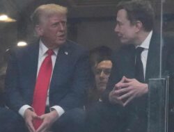 Setelahnya Pertempuran Terbuka, Donald Trump dan Elon Musk Berjabat Tangan Hingga Momen Duka: Sinyal Rekonsiliasi Dua Raksasa?