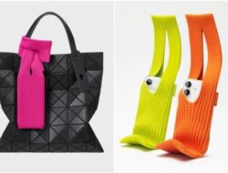 Apple Rilis Kaus Kaki iPhone Seharga Rp3,5 Juta, Warganet Murka!