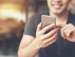 15 Cara Mengurangi Screen Time Hingga Hp agar Tidak Mudah Beban