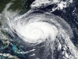 Ada Siklon Tropis Luana, Waspada Hujan Lebat-Gelombang Di Daerah Ini