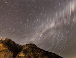 Puncak Hujan Meteor Alpha Centaurid Besok, Cek Cara Lihatnya