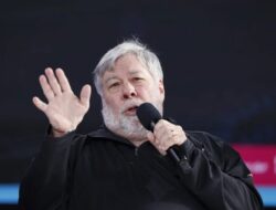 Apple Rayakan 50 Tahun, Steve Wozniak Malah Pilih Pensiun Bersama Ilmu Pengetahuan dan Menjauh Bersama AI