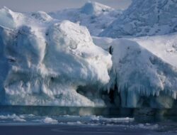 ‘Kiamat Iklim’ Lebih Didekat, Tandanya Muncul Hingga Selatan Greenland