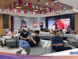 Registrasi SIM Card Biometrik Resmi Diterapkan, Begini Suasananya