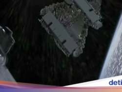 Wacana Gila Elon Musk Penuhi Orbit Bersama 100.000 Satelit Starlink