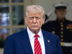 Donald Trump Bicara Soal Risiko Kepunahan Umat Manusia Akibat AI