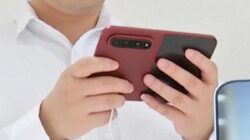 Smart Phone Lipat Lebar Kian Ramai, Xiaomi 18 Fold Resmi Dipasarkan